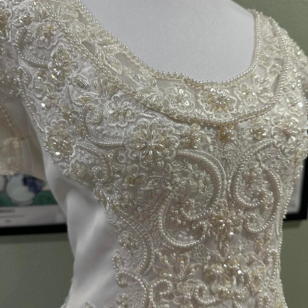 Vintage Wedding Dress - Bridal by Justine sz 12 Floor length wedding gown - Picture 3 of 8